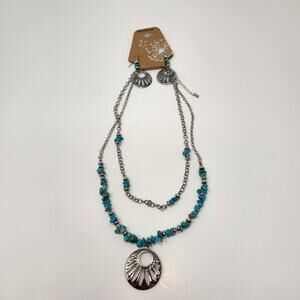 Southwestern Tribal Silver Tone Blue Stone Jewelry Set Necklace Dangle Earrings